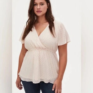 Torrid Pink Lily Ivory Swiss Dot Surplice Babydoll V Neck size 3 feminine boho